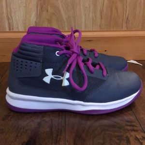 Under Armour girls high top shoes
